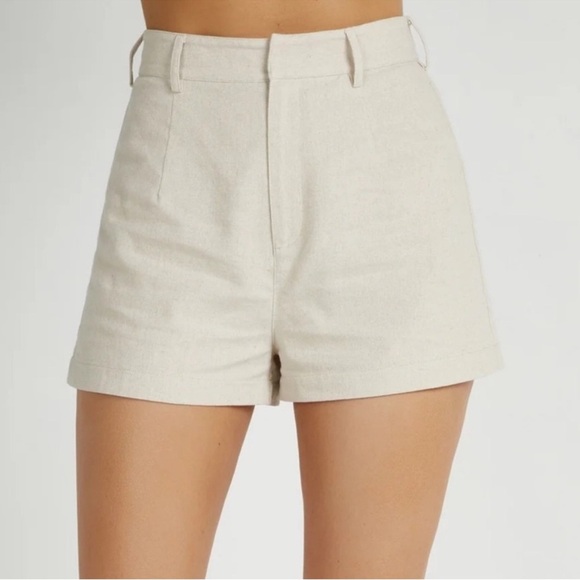 Meshki Linen SET top and shorts - Picture 3 of 4